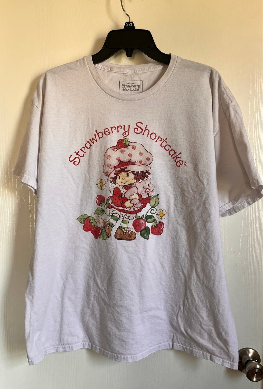 Vintage Strawberry Shortcake Graphic T-Shirt White Size XL Isaac Morris Retro